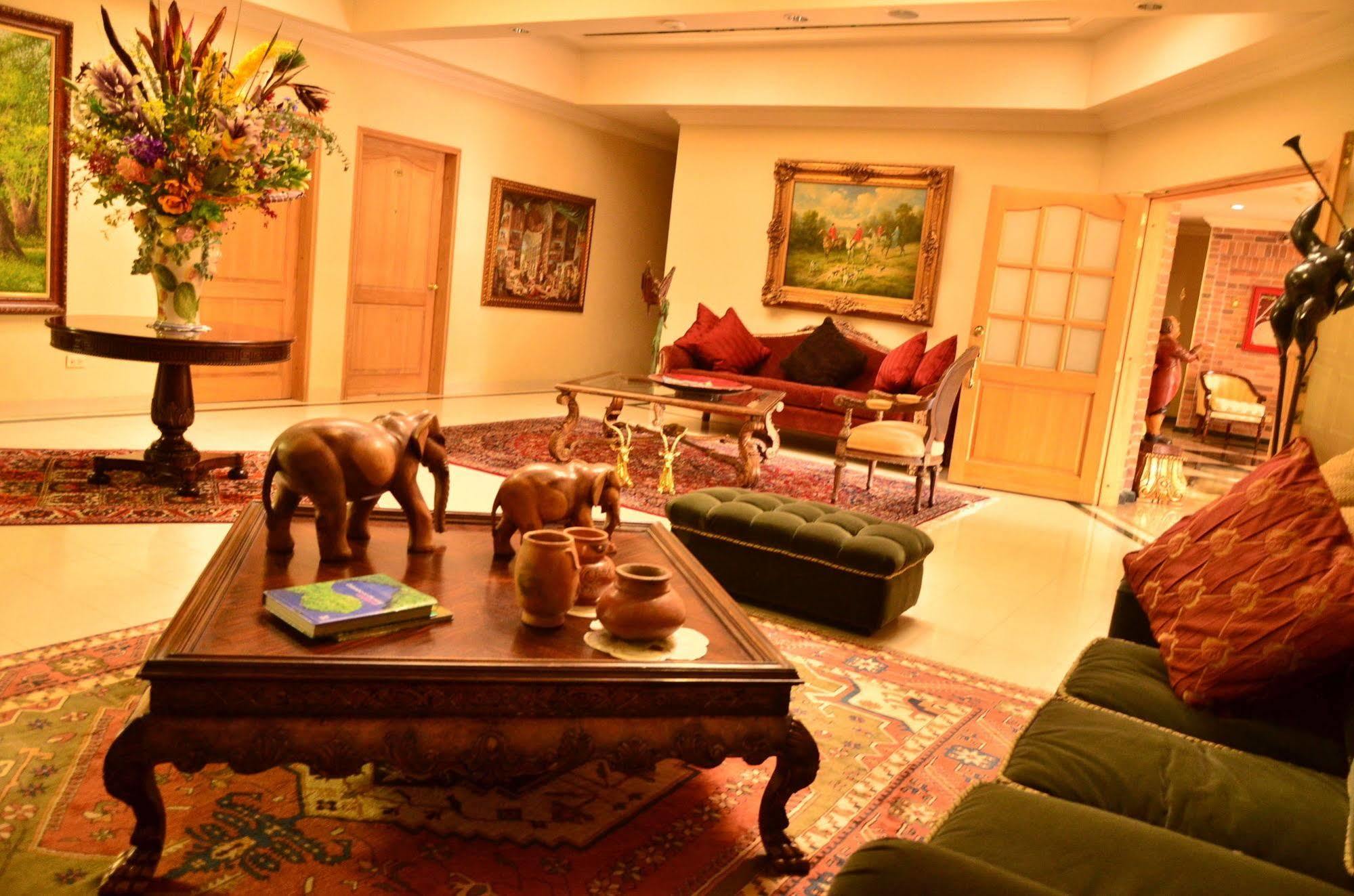 Hotel La Font Boutique Bogotá Extérieur photo