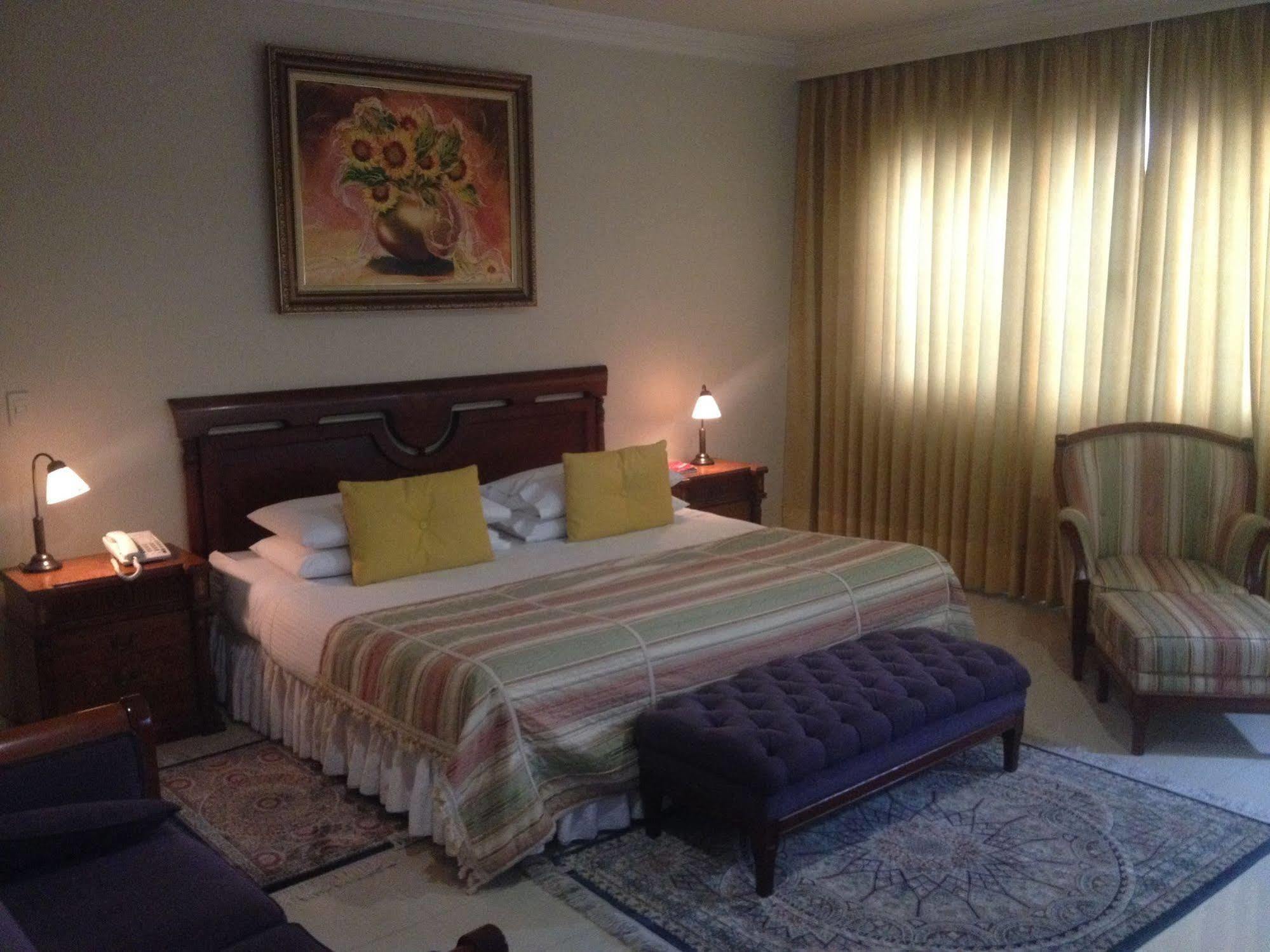 Hotel La Font Boutique Bogotá Extérieur photo